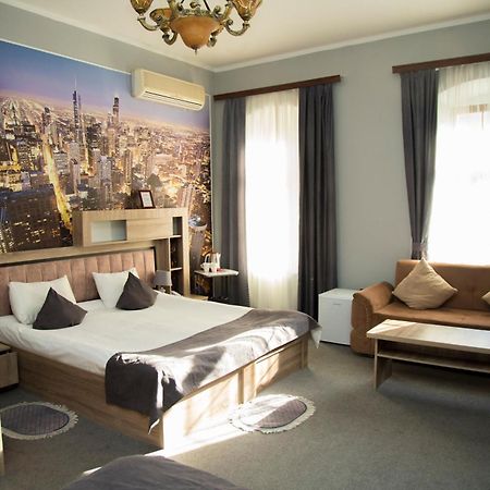 Castello Inn Баку Екстер'єр фото