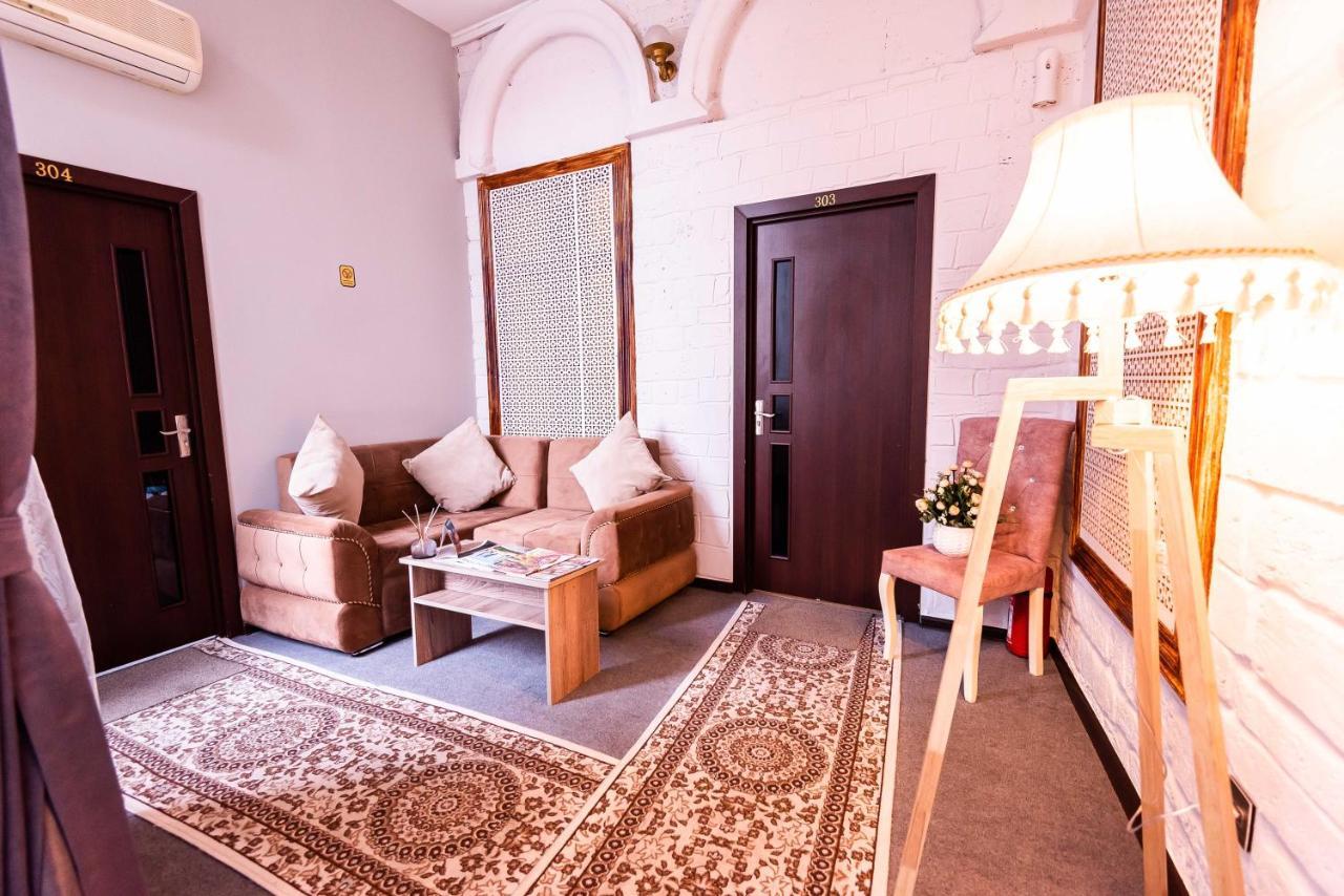 Castello Inn Баку Екстер'єр фото